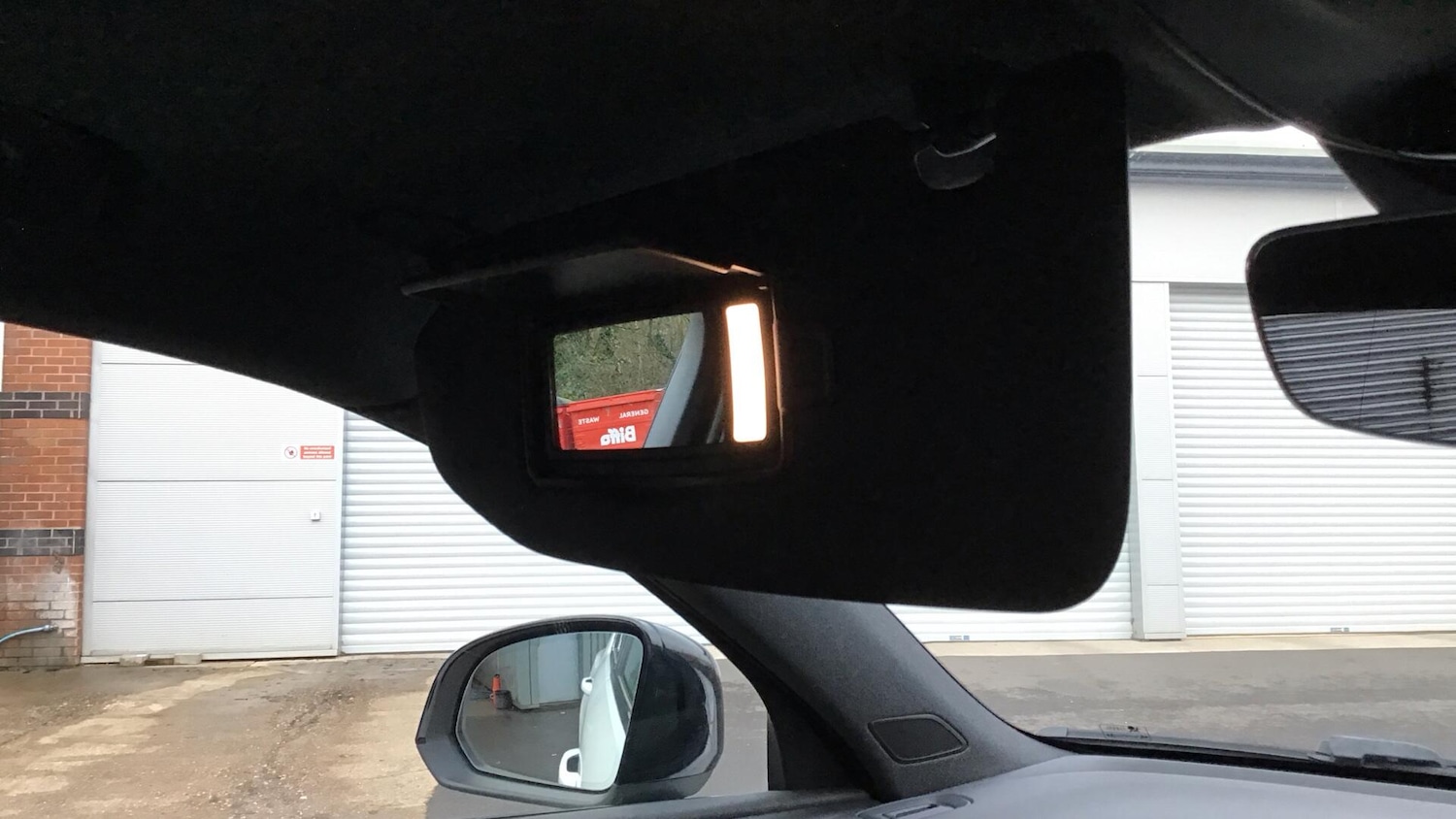 Used Volvo XC40 2018 for sale - 77253761: Photo 29