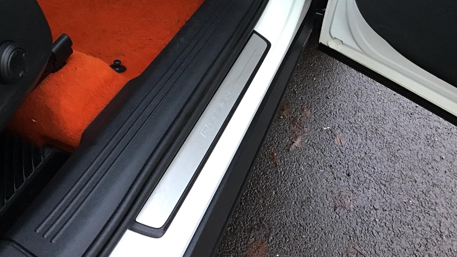 Used Volvo XC40 2018 for sale - 77253761: Photo 33