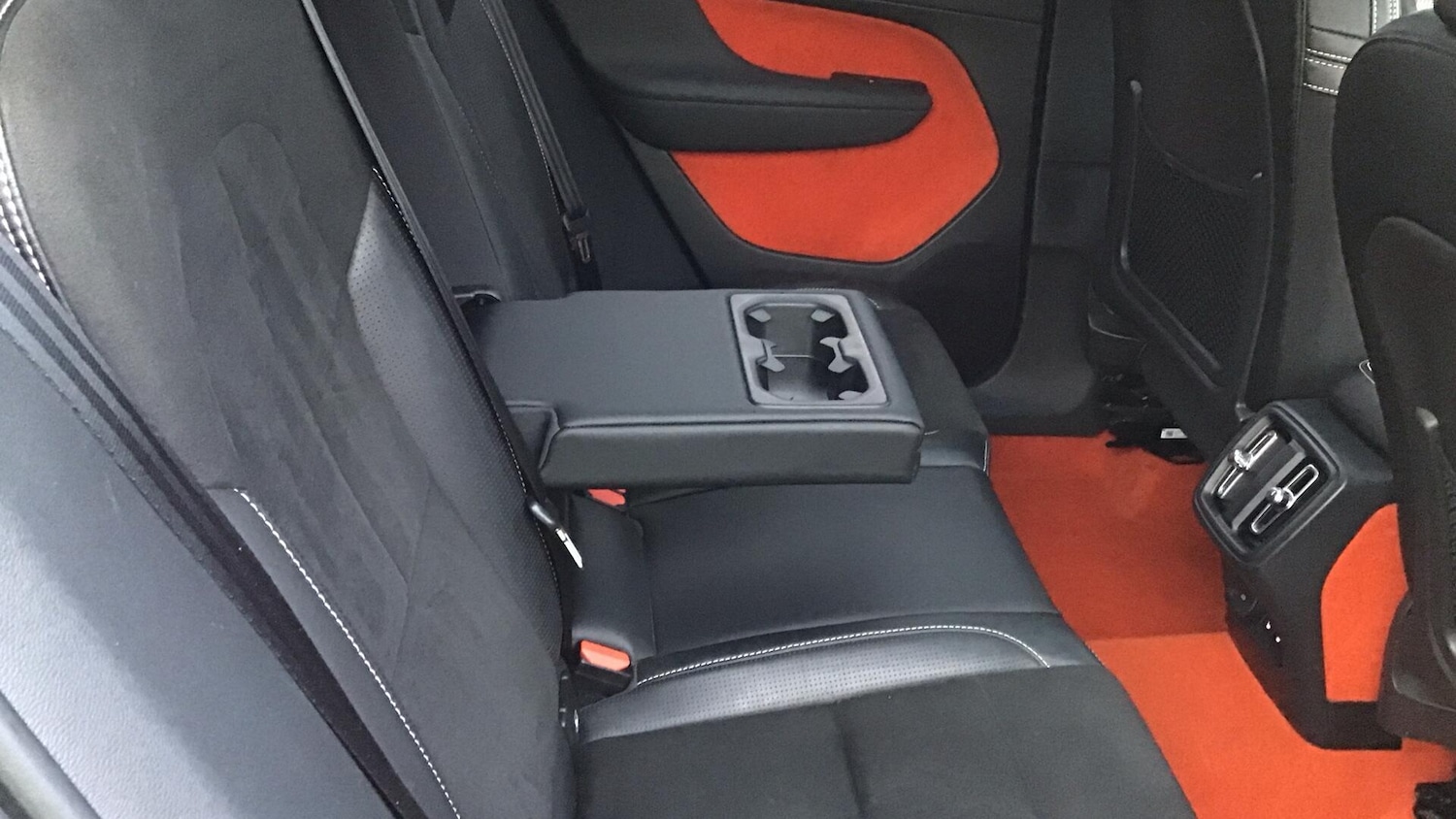 Used Volvo XC40 2018 for sale - 77253761: Photo 35