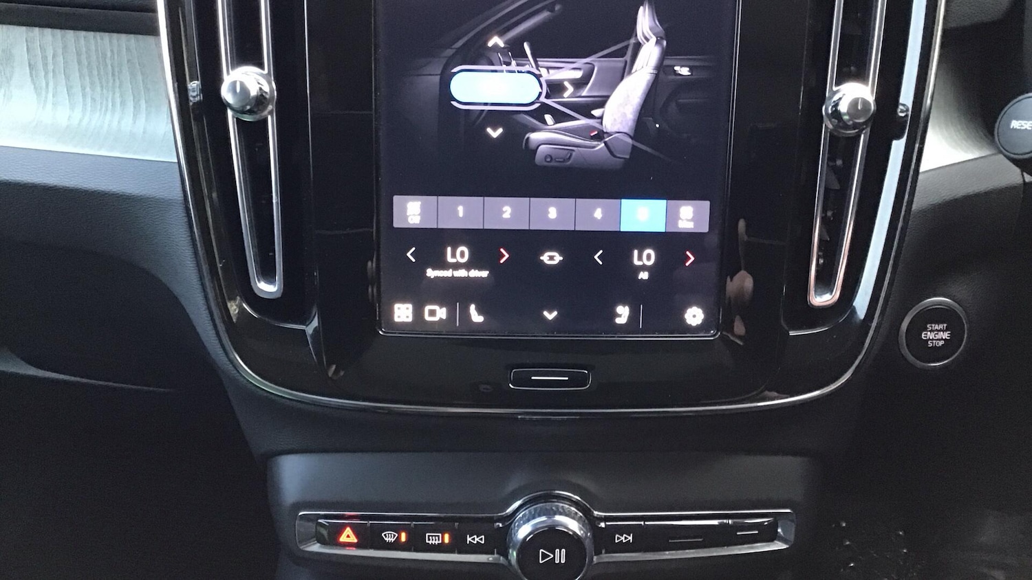 Used Volvo XC40 2024 for sale - 76701962: Photo 18