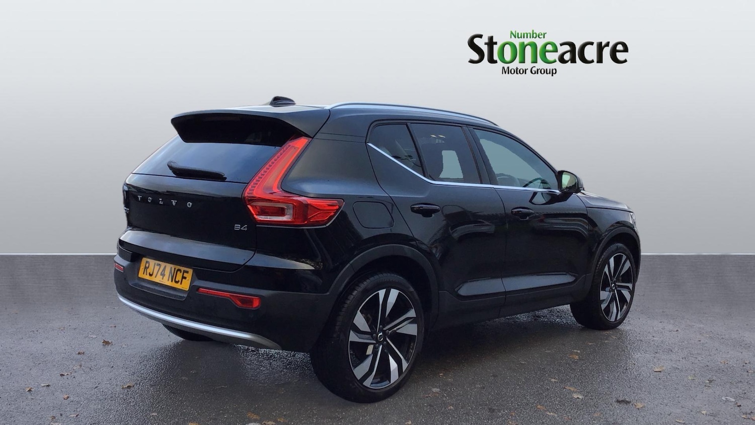 Used Volvo XC40 2024 for sale - 76701962: Photo 2