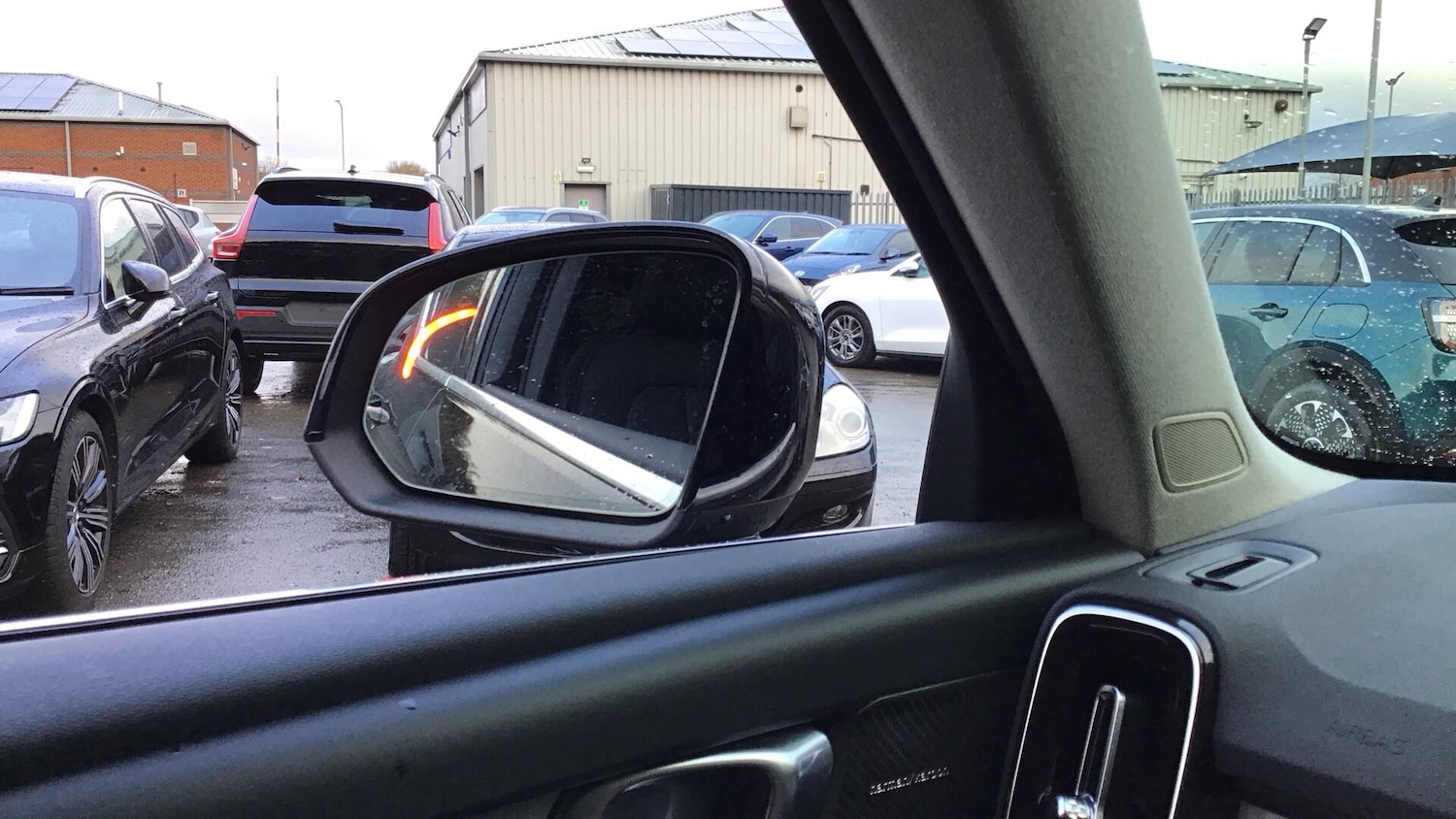 Used Volvo XC40 2024 for sale - 76701962: Photo 26