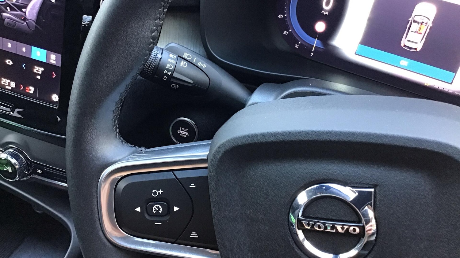 Used Volvo XC40 2024 for sale - 76701962: Photo 29