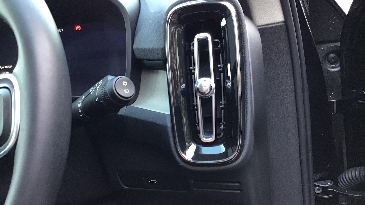 Used Volvo XC40 2024 for sale - 76701962: Photo 34