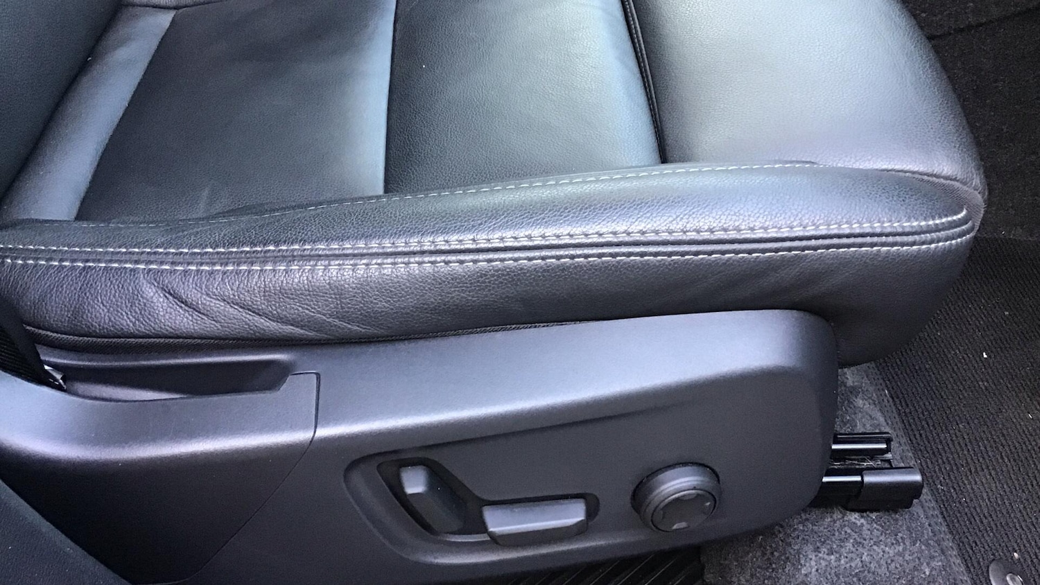 Used Volvo XC40 2024 for sale - 76701962: Photo 36