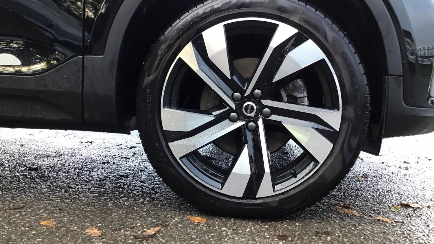 Used Volvo XC40 2024 for sale - 76701962: Photo 9