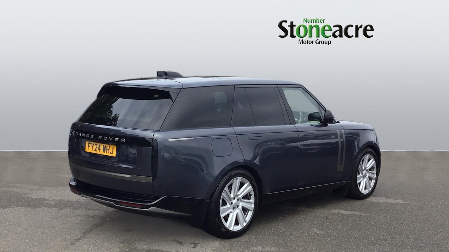 Used Land Rover Range Rover 2024 for sale - 76337445: Photo 2