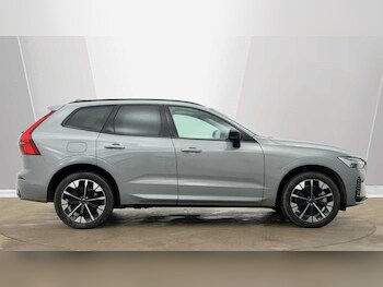 Used Volvo XC60 2025 for sale - 78115982: Photo