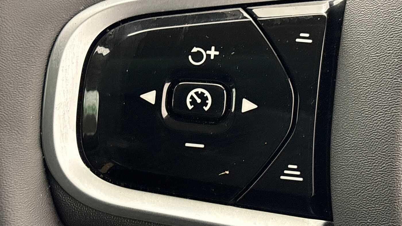 Used Volvo XC60 for sale - 78115982: Photo 31