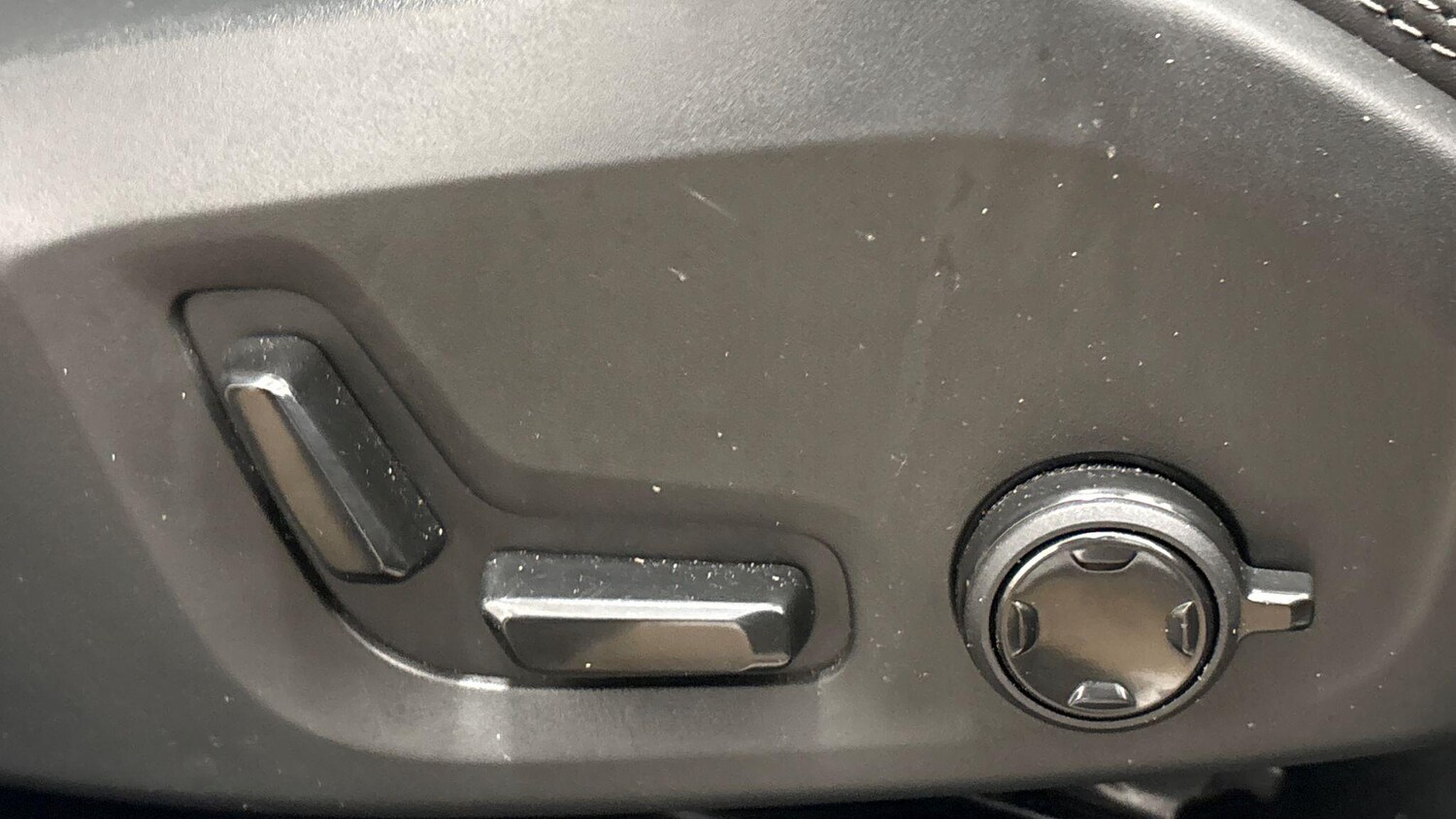 Used Volvo XC60 for sale - 78115982: Photo 61