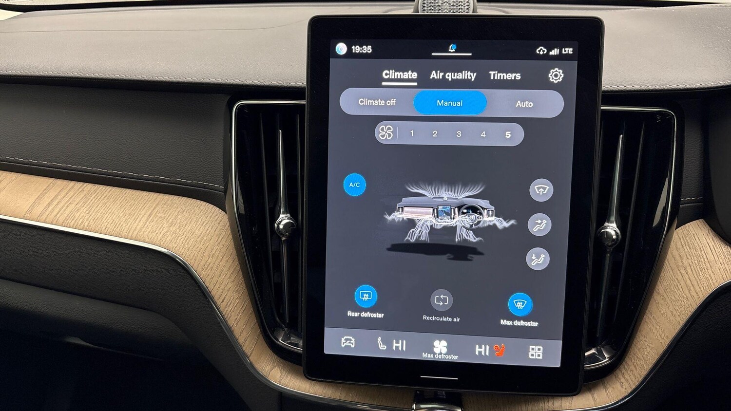 Used Volvo XC60 for sale - 78115982: Photo 75