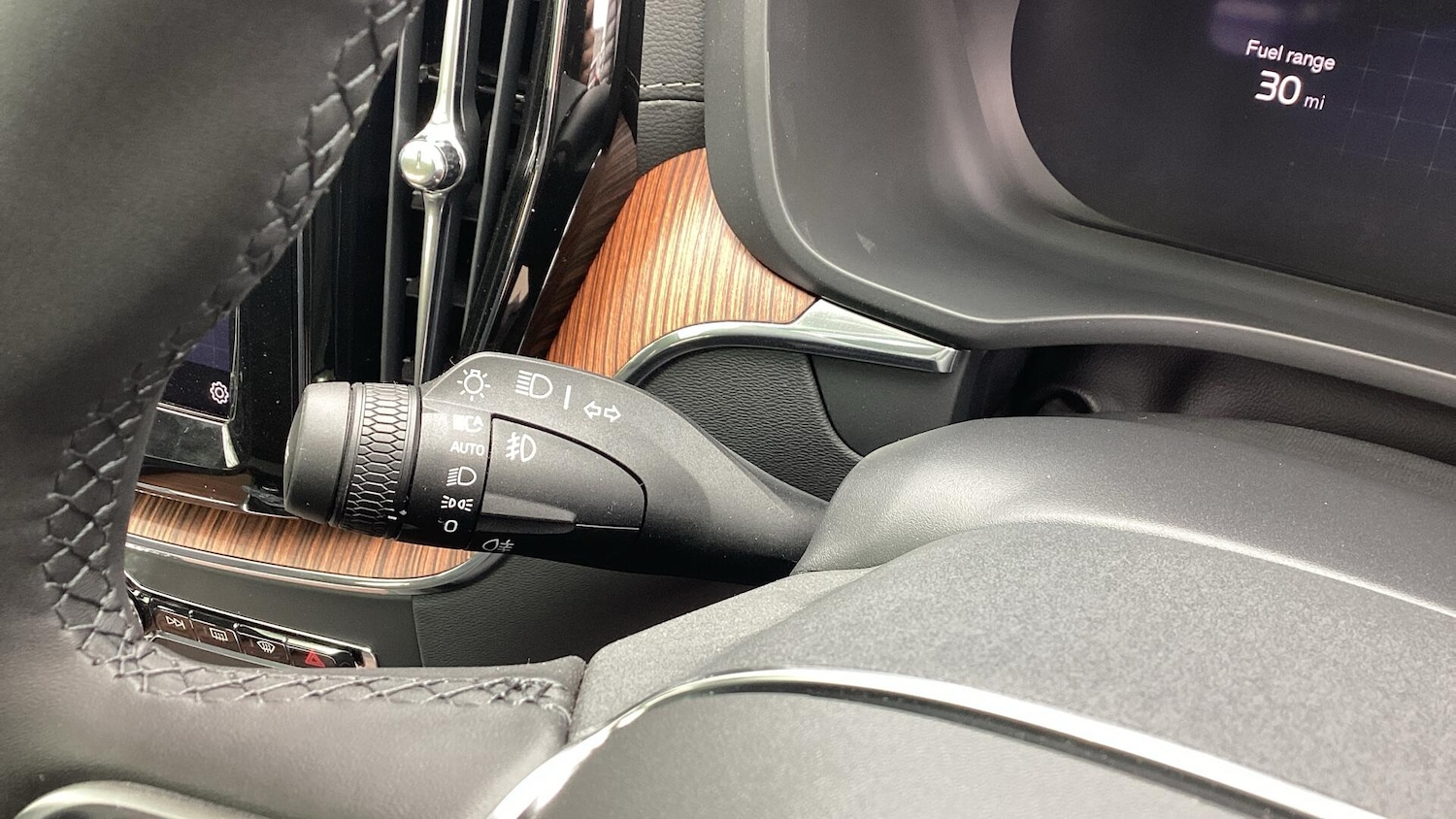 Used Volvo XC60 2025 for sale - 76613412: Photo 24