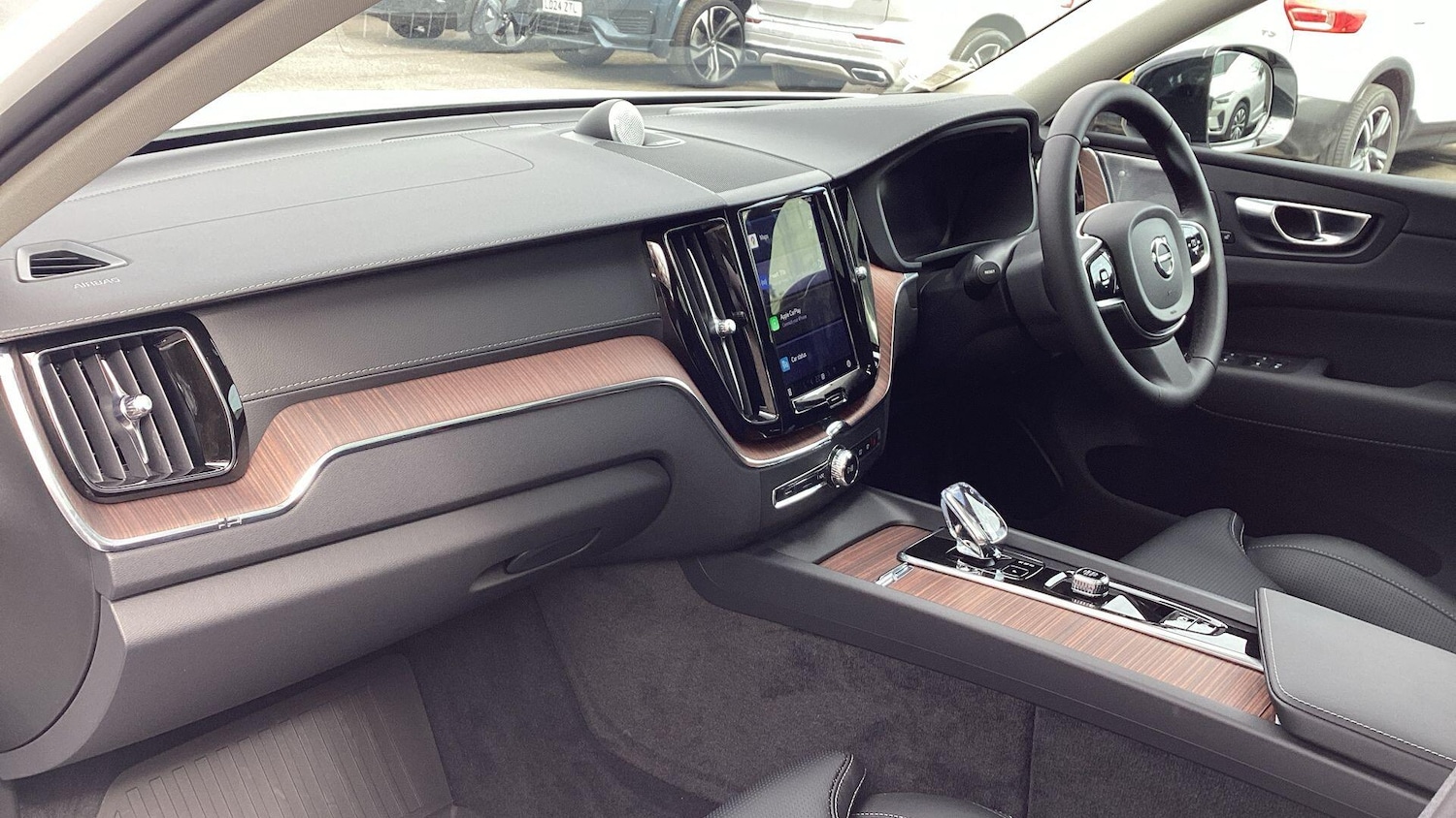 Used Volvo XC60 2025 for sale - 76613412: Photo 45