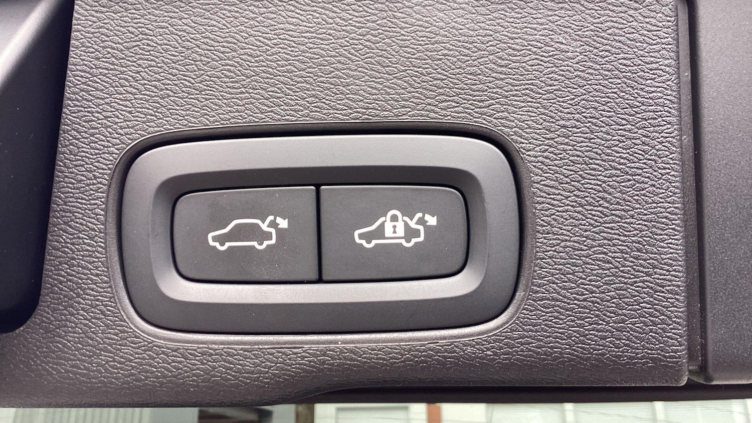 Used Volvo XC60 2025 for sale - 76613412: Photo 80