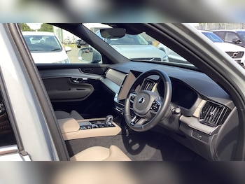 Used Volvo XC90 2025 for sale - 79158518: Photo