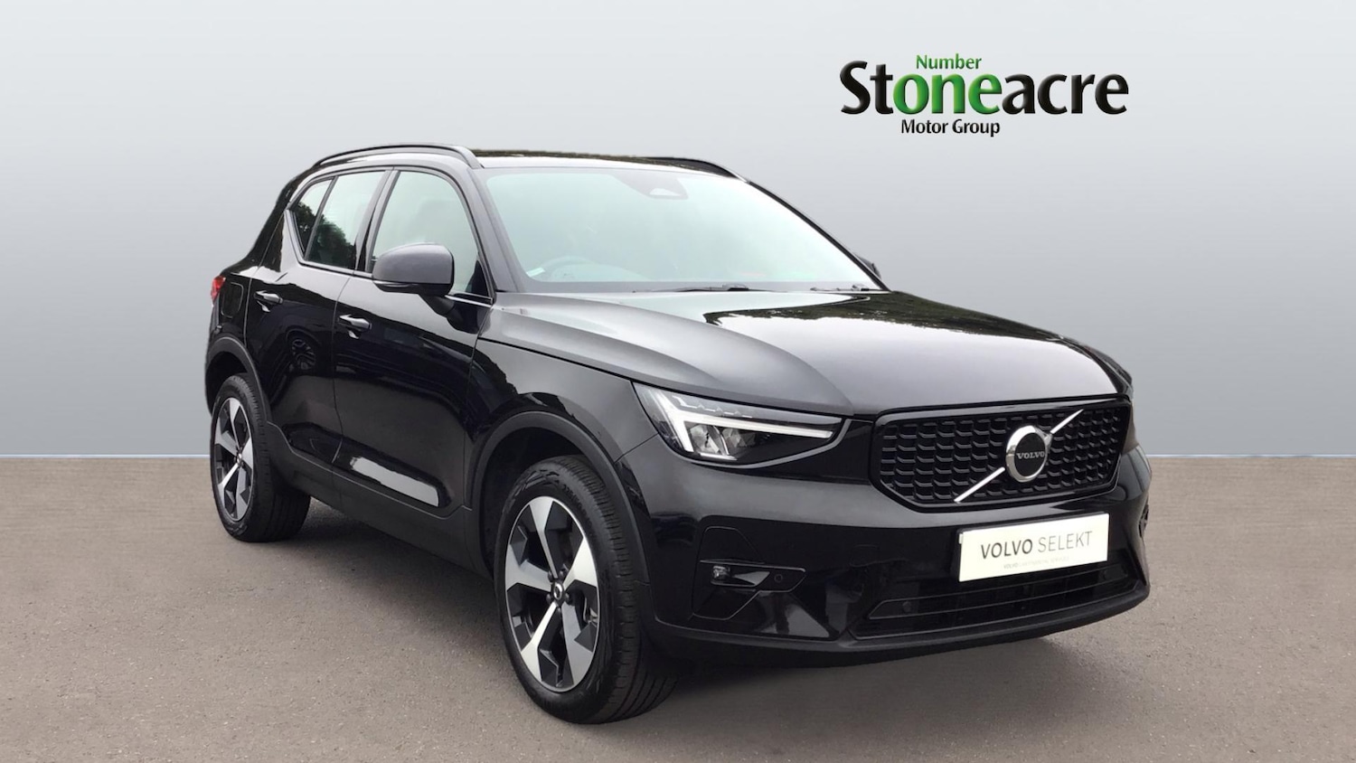 Used Volvo XC40 2024 for sale - 76753206: Photo 1