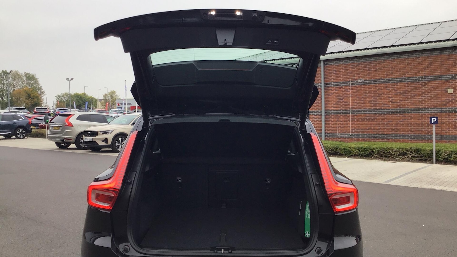 Used Volvo XC40 2024 for sale - 76753206: Photo 13