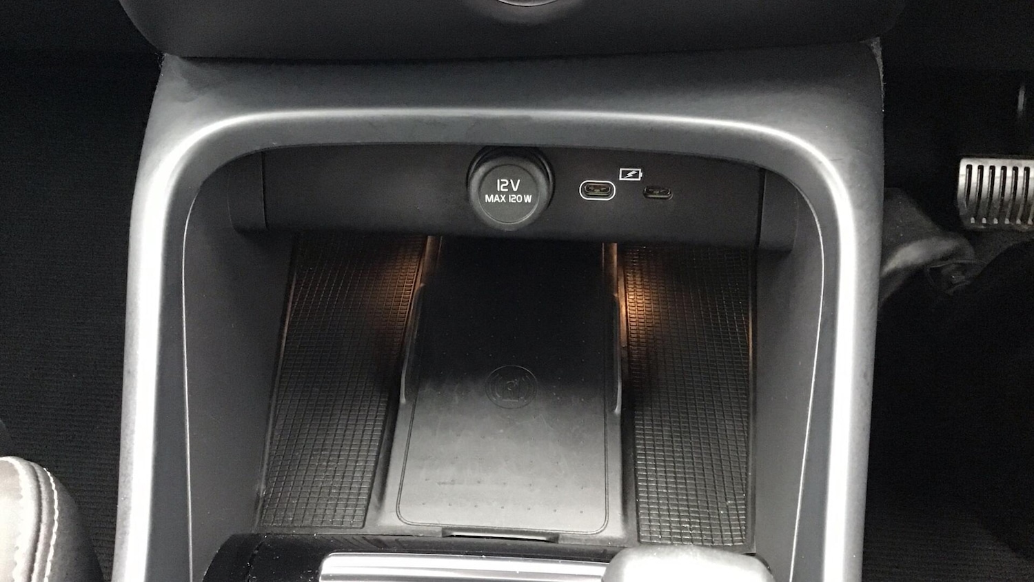 Used Volvo XC40 2024 for sale - 76753206: Photo 16