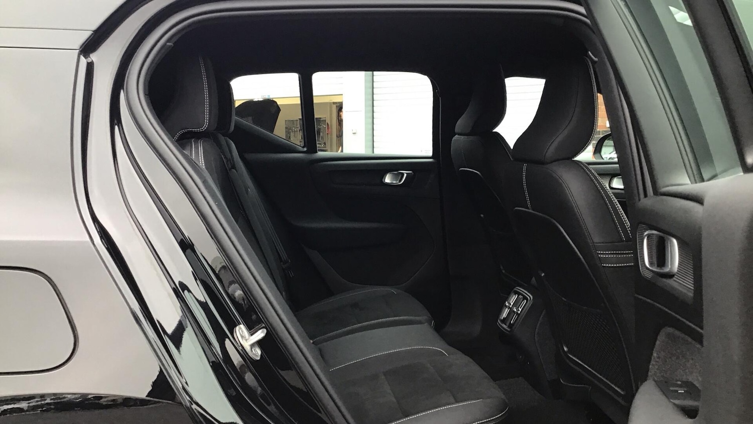 Used Volvo XC40 2024 for sale - 76753206: Photo 6