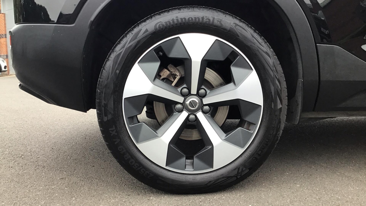 Used Volvo XC40 2024 for sale - 76753206: Photo 9