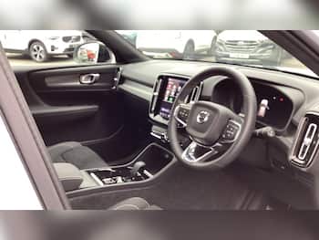 Used Volvo XC40 2024 for sale - 79669743: Photo