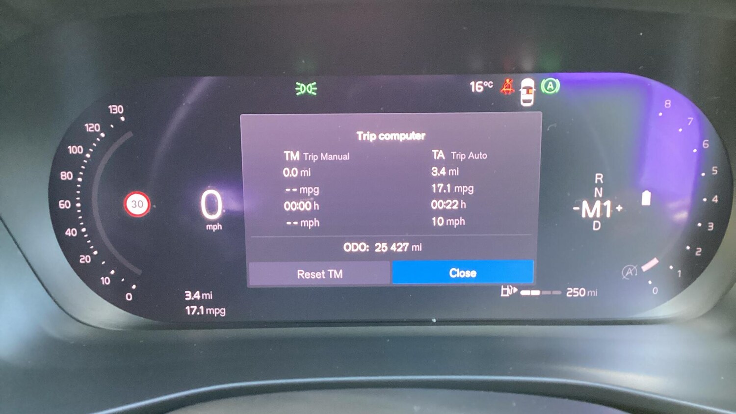 Used Volvo XC40 2023 for sale - 78072027: Photo 11