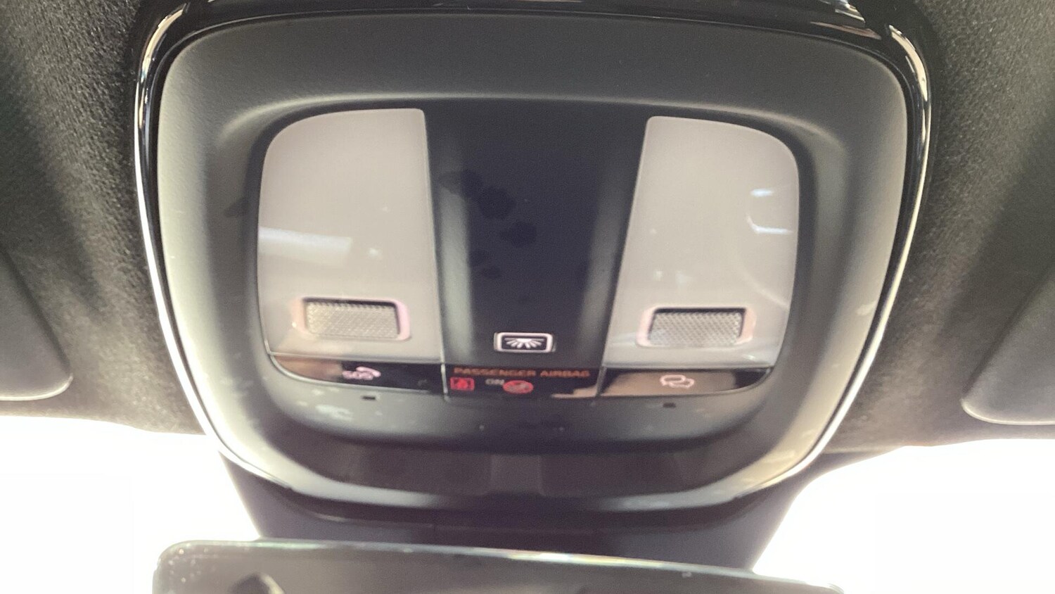 Used Volvo XC40 2023 for sale - 78072027: Photo 26