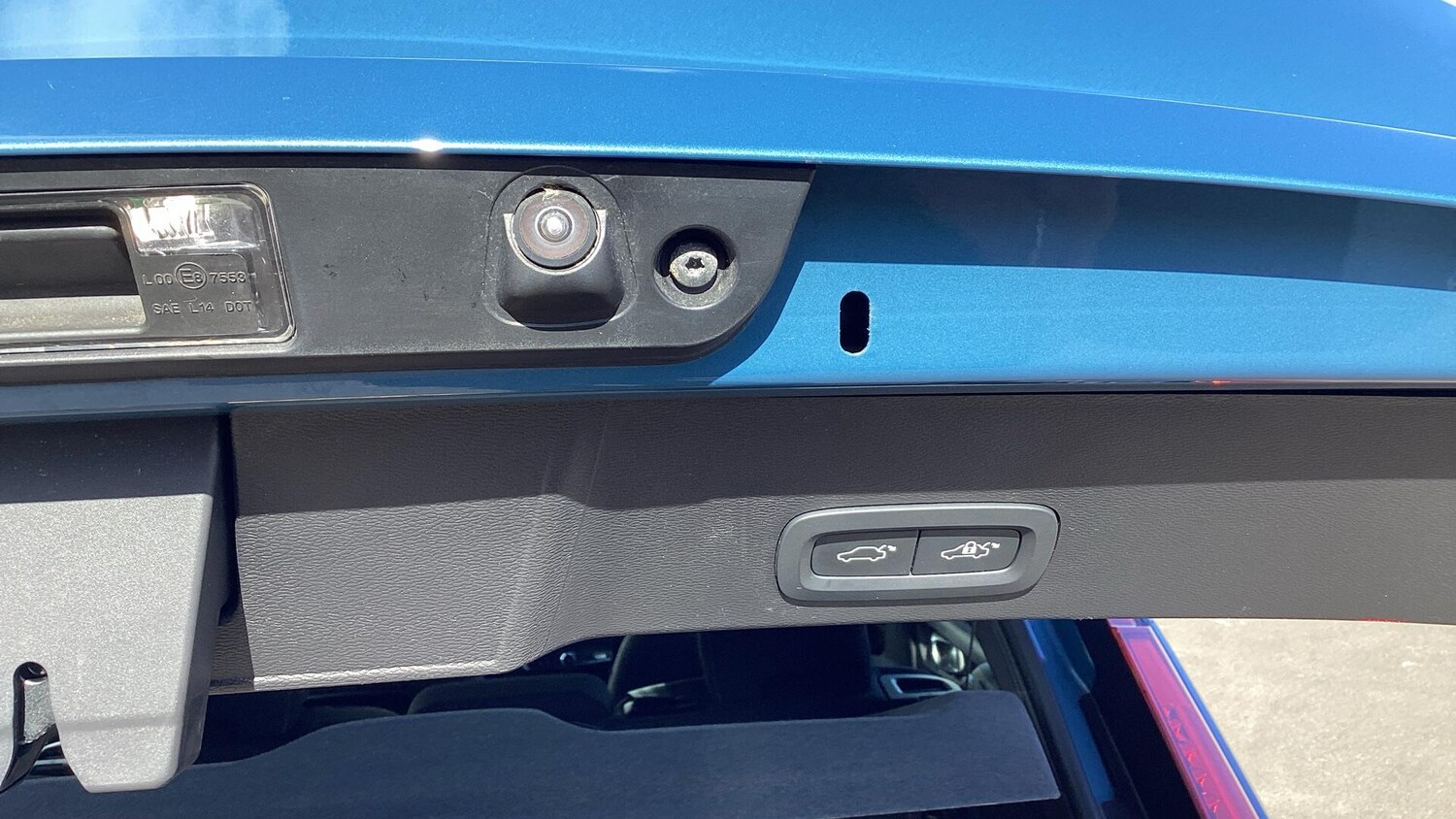 Used Volvo XC40 2023 for sale - 78072027: Photo 40