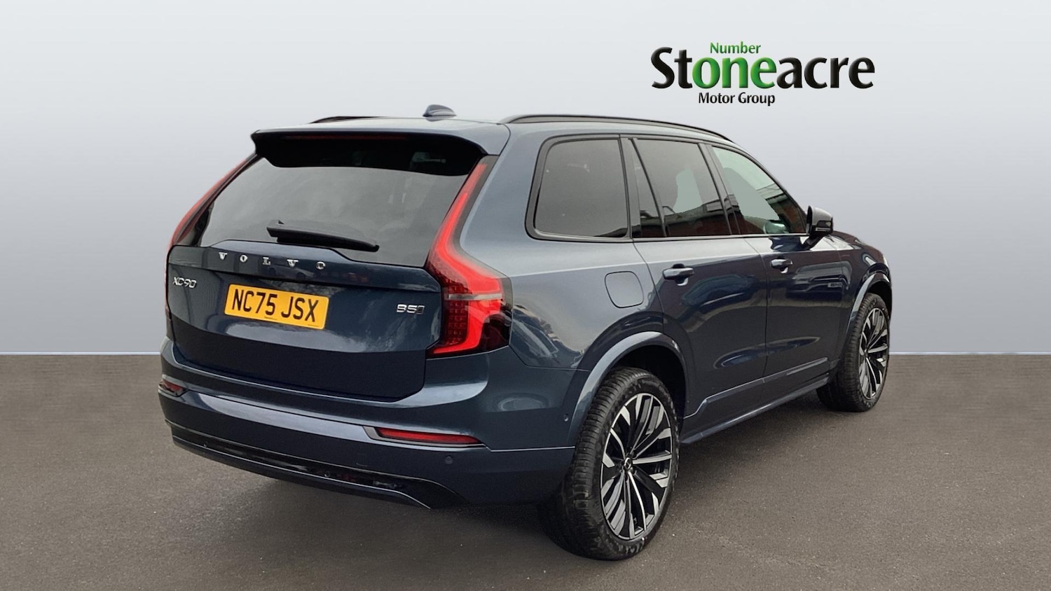Used Volvo XC90 2026 for sale - 77683603: Photo 2