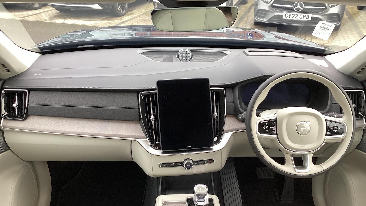 Used Volvo XC90 2026 for sale - 77683603: Photo 5