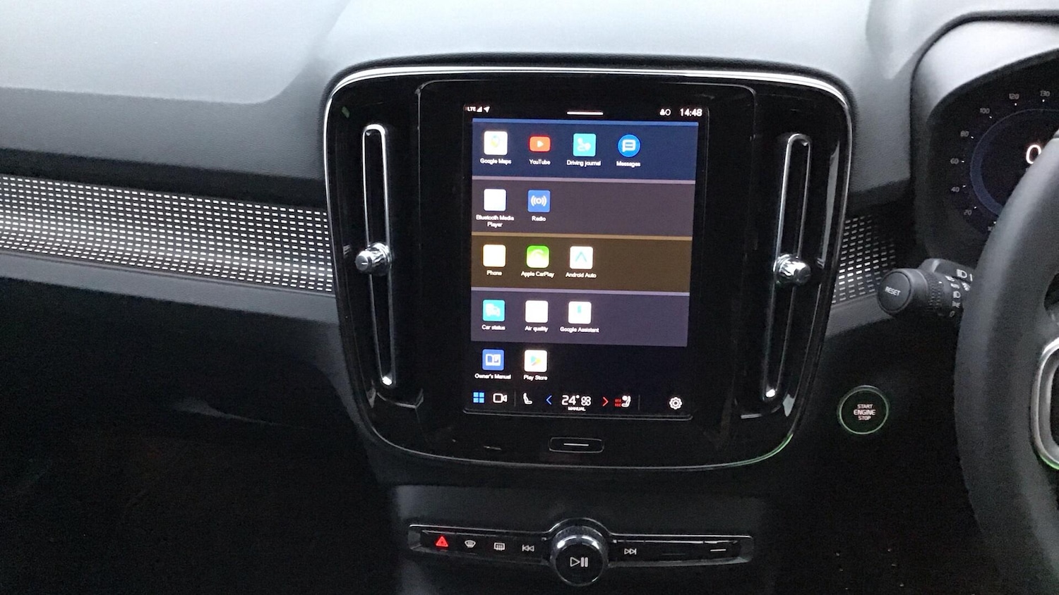 Used Volvo XC40 2025 for sale - 77101966: Photo 12