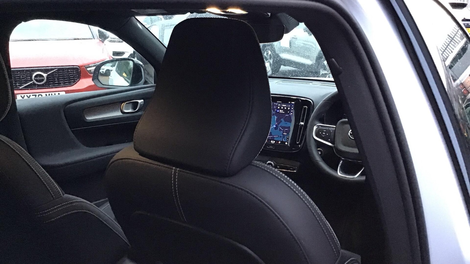 Used Volvo XC40 2025 for sale - 77101966: Photo 29