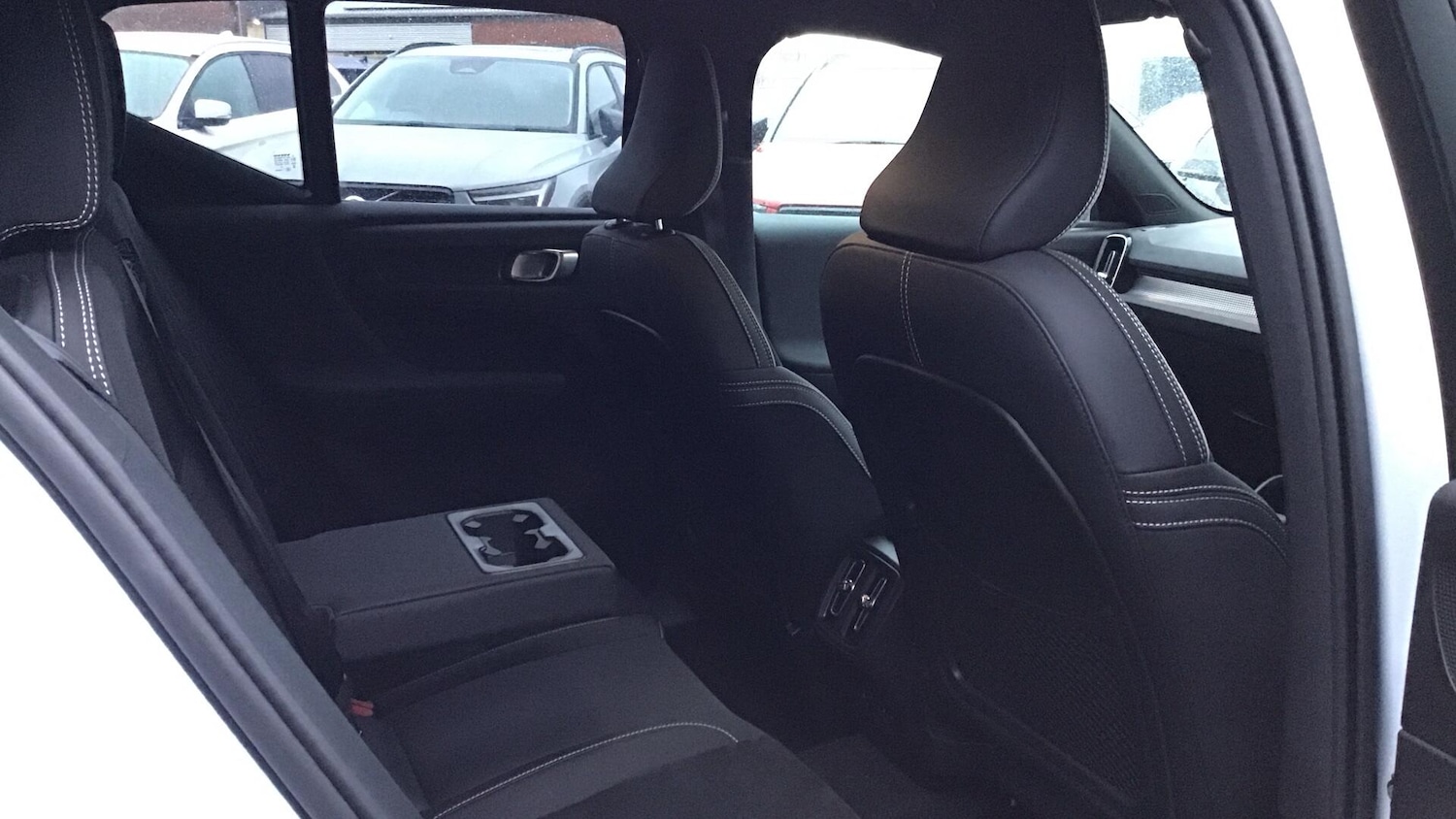 Used Volvo XC40 2025 for sale - 77101966: Photo 6