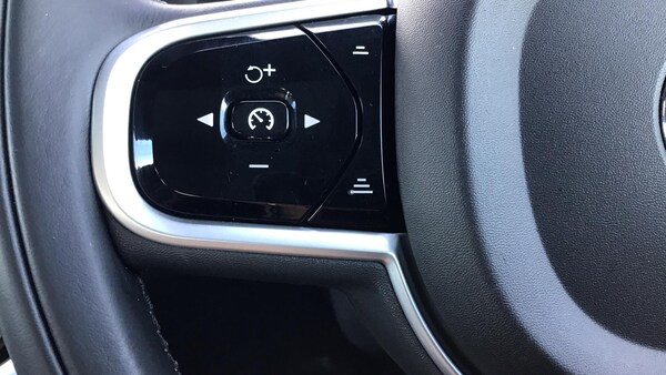 Used Volvo V60 2018 for sale - 76336188: Photo 29