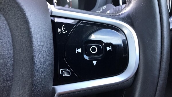 Used Volvo V60 2018 for sale - 76336188: Photo 30