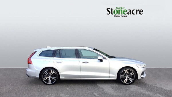 Used Volvo V60 2018 for sale - 76336188: Photo 3