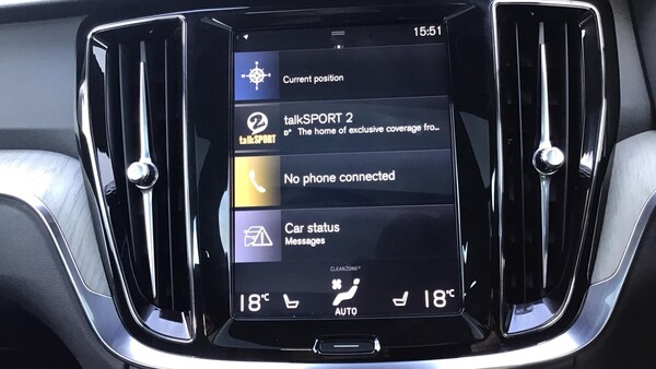 Used Volvo V60 2018 for sale - 76336188: Photo 40