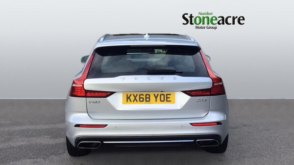 Used Volvo V60 2018 for sale - 76336188: Photo 7