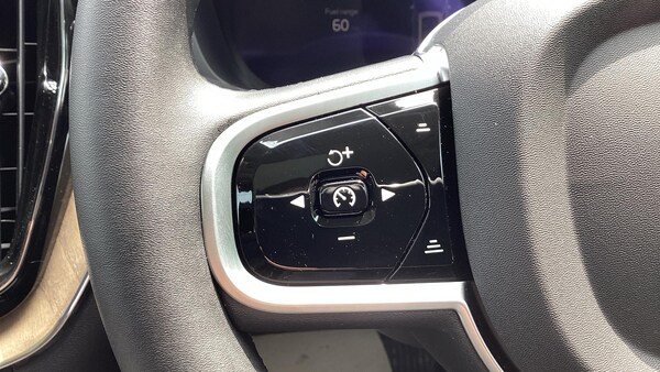Used Volvo XC60 2025 for sale - 75139304: Photo 21