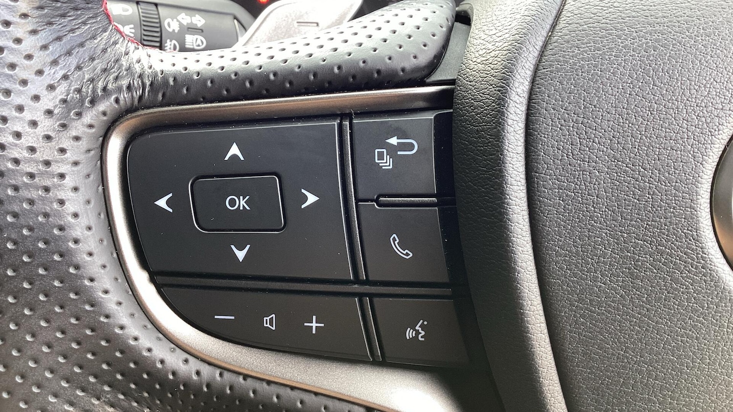 Used Lexus UX 2019 for sale - 77066540: Photo 19