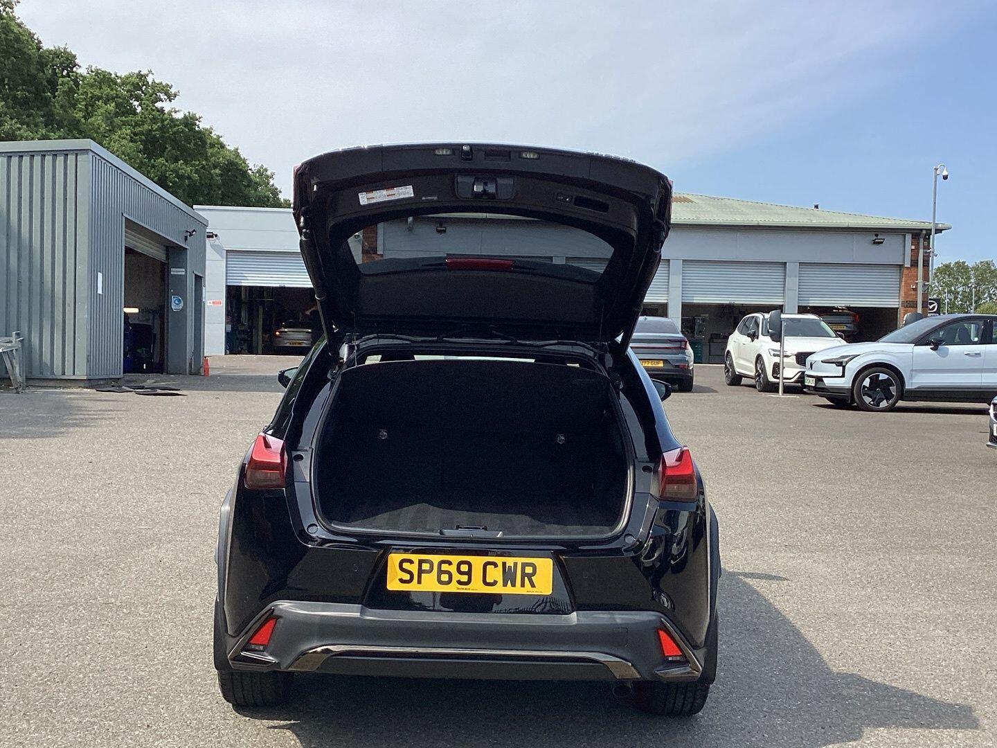 Used Lexus UX 2019 for sale - 77066540: Photo 71