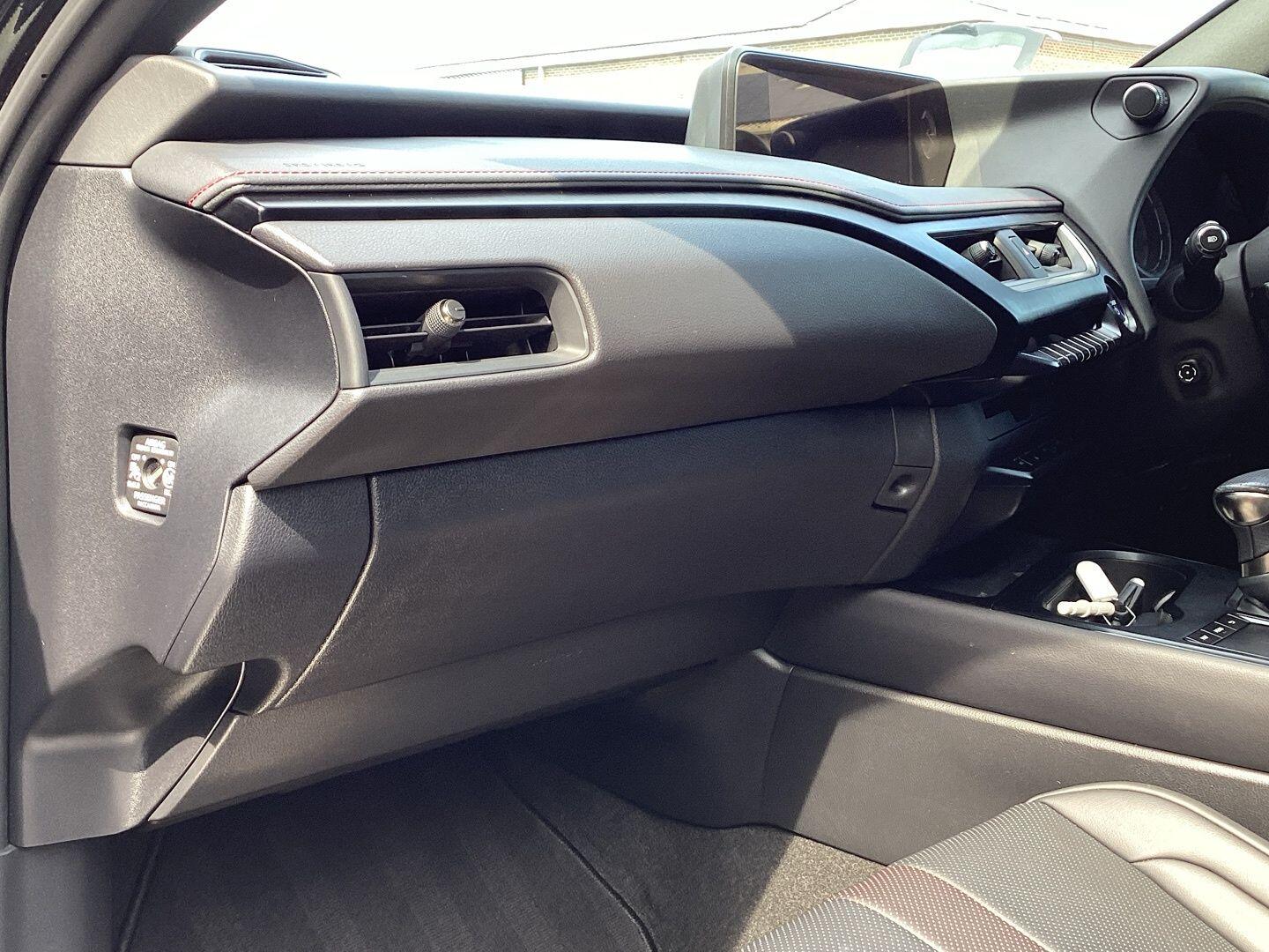 Used Lexus UX 2019 for sale - 77066540: Photo 99