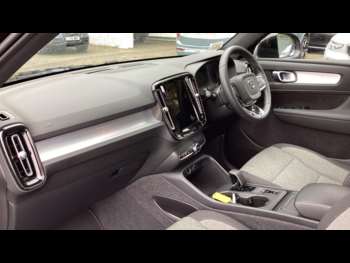 Used Volvo XC40 2023 for sale - 74394728: Photo