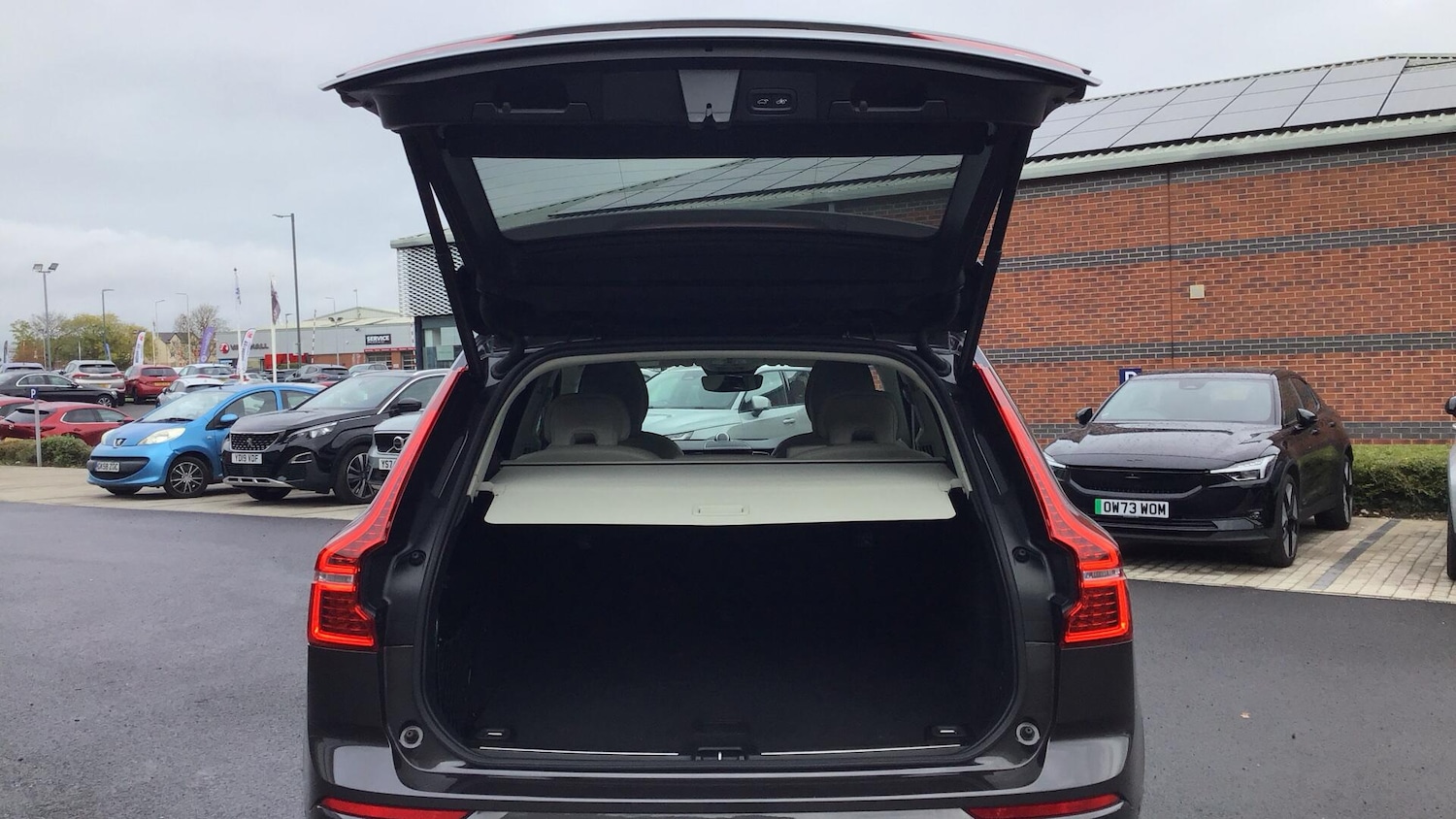 Used Volvo XC60 2023 for sale - 76485146: Photo 13