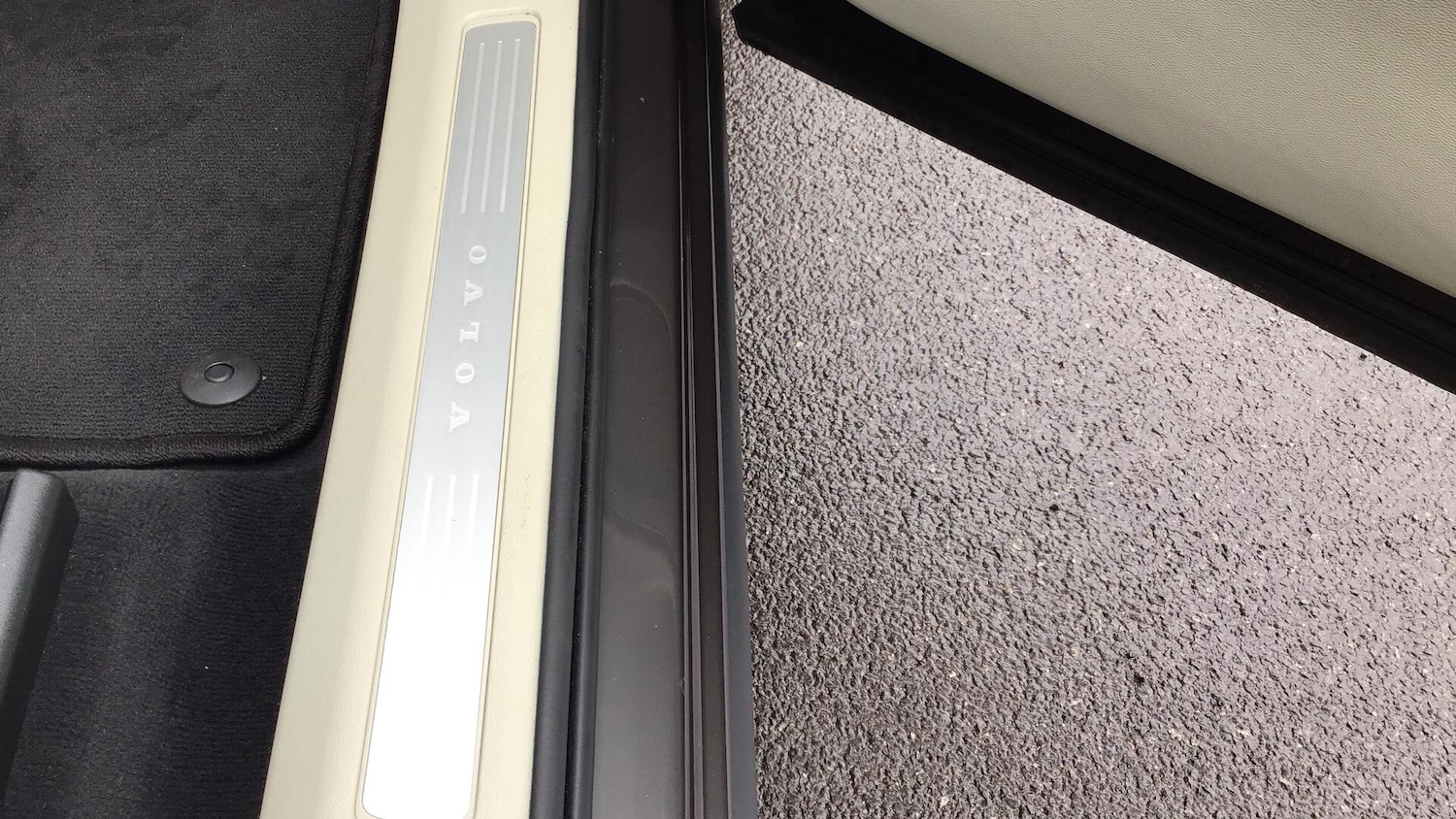 Used Volvo XC60 2023 for sale - 76485146: Photo 35