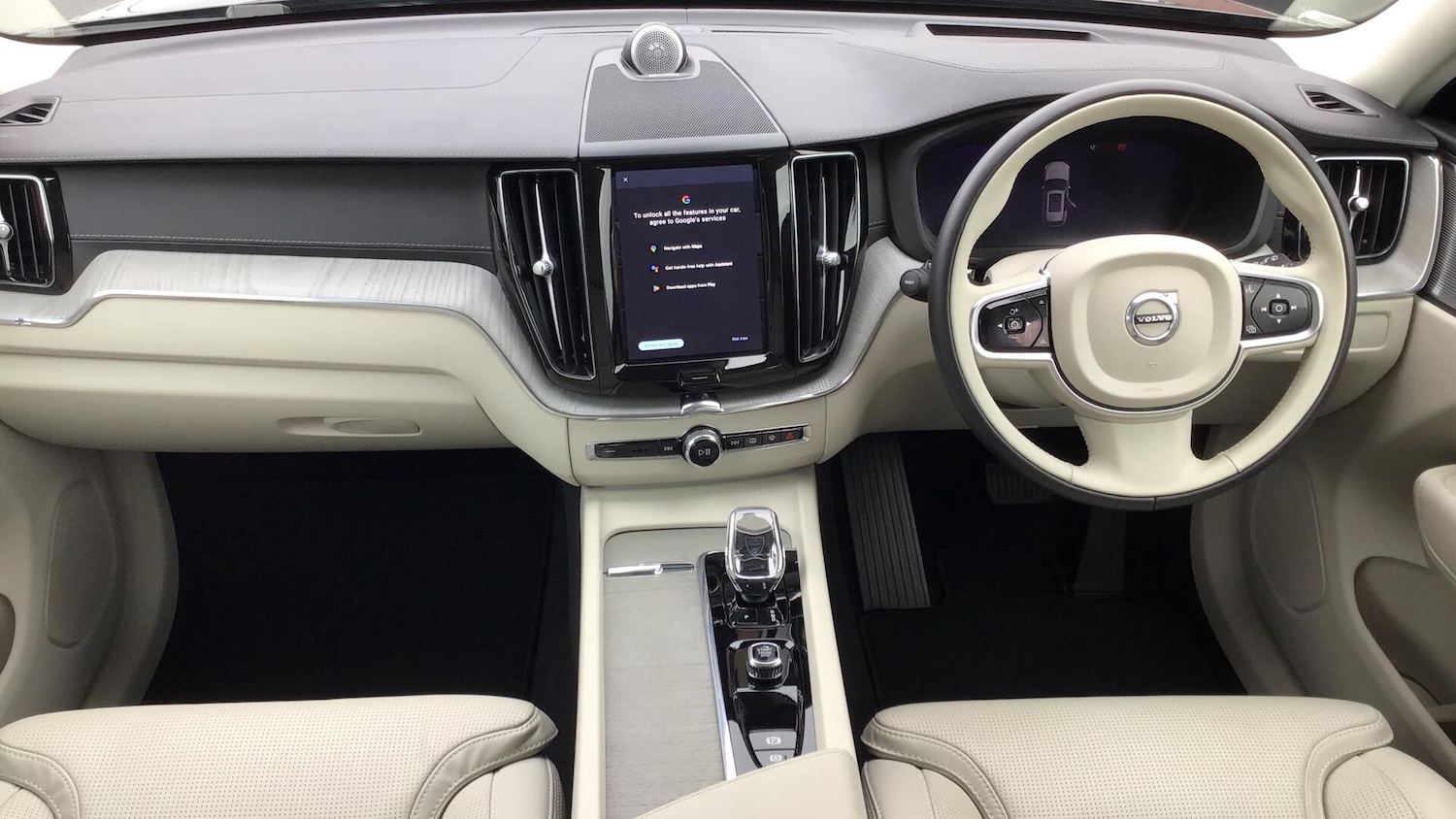 Used Volvo XC60 2023 for sale - 76485146: Photo 5