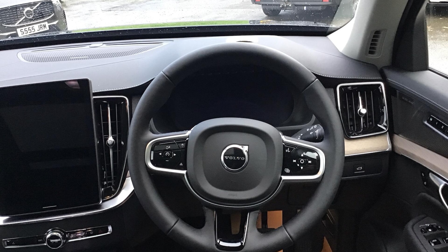 Used Volvo XC90 2025 for sale - 76370330: Photo 10