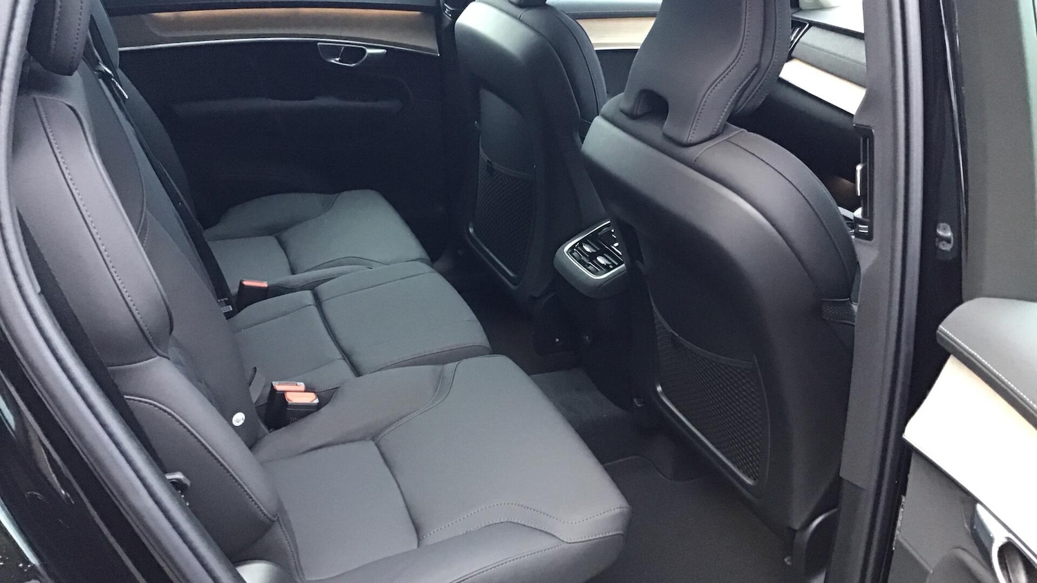 Used Volvo XC90 2025 for sale - 76370330: Photo 21