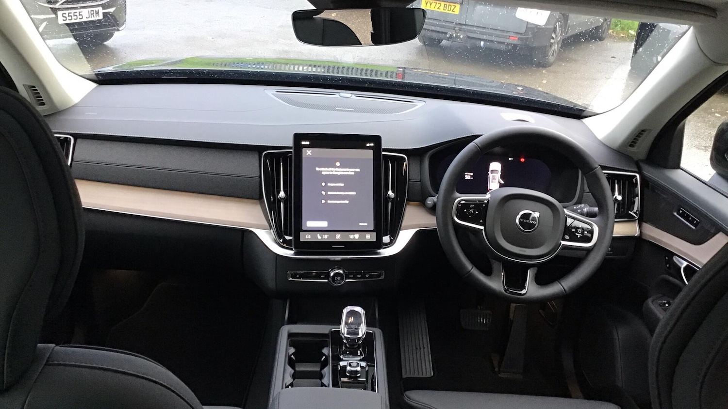 Used Volvo XC90 2025 for sale - 76370330: Photo 5
