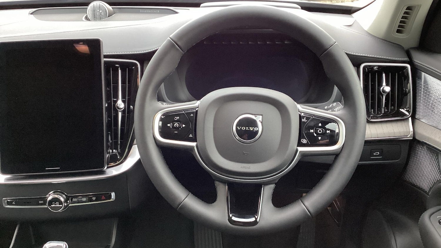 Used Volvo XC90 2025 for sale - 77029589: Photo 10